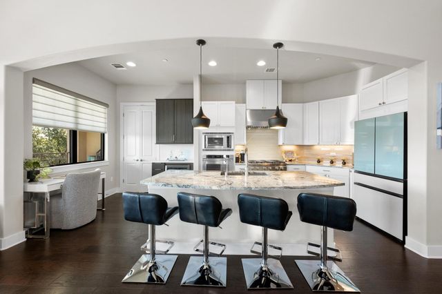 8200 Southwest PKWY 604, Austin, TX 78735