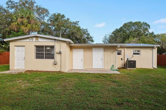 1455 15th Avenue, Vero Beach, FL 32960