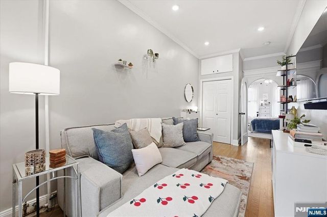 63 Madison Street 6, Hoboken, NJ 07030