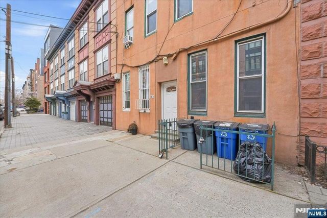 63 Madison Street 6, Hoboken, NJ 07030