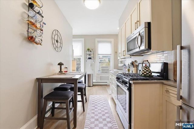 63 Madison Street 6, Hoboken, NJ 07030