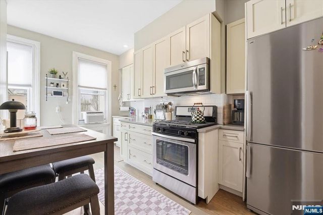 63 Madison Street 6, Hoboken, NJ 07030