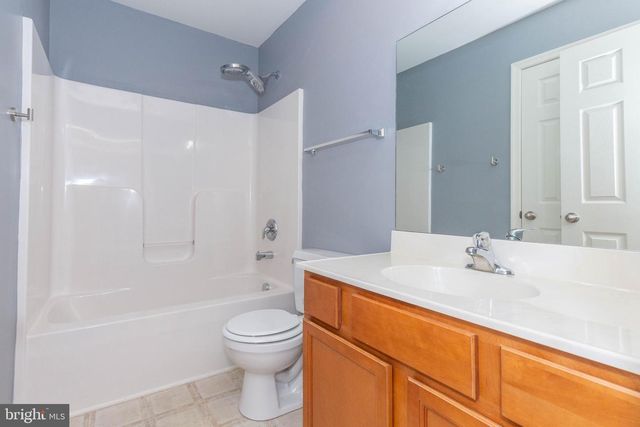 228 MORLATT LN, Martinsburg, WV 25404