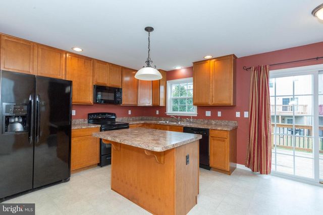 228 MORLATT LN, Martinsburg, WV 25404