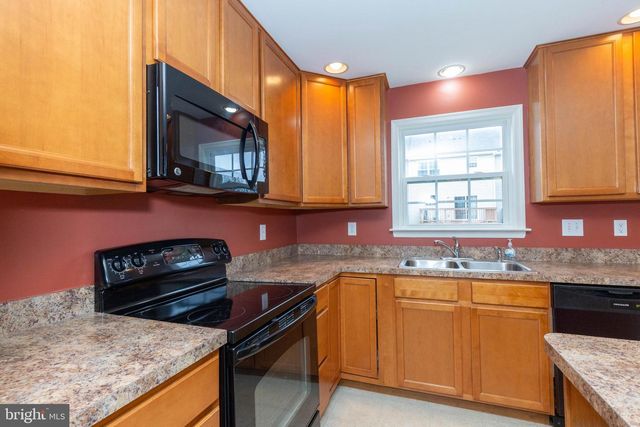228 MORLATT LN, Martinsburg, WV 25404