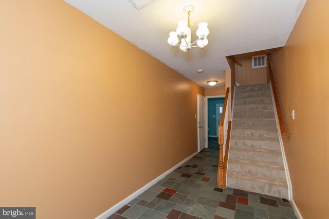 228 MORLATT LN, Martinsburg, WV 25404