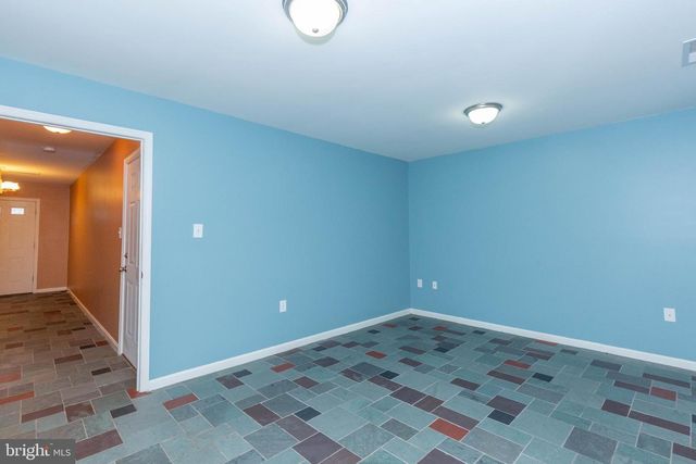 228 MORLATT LN, Martinsburg, WV 25404