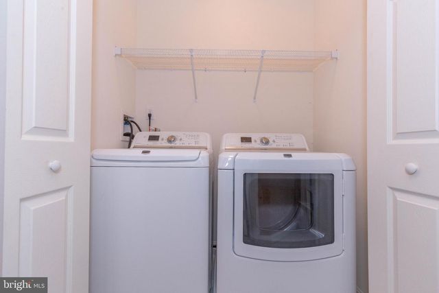 228 MORLATT LN, Martinsburg, WV 25404
