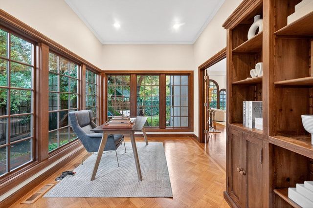 195 Warren Road, San Mateo, CA 94401