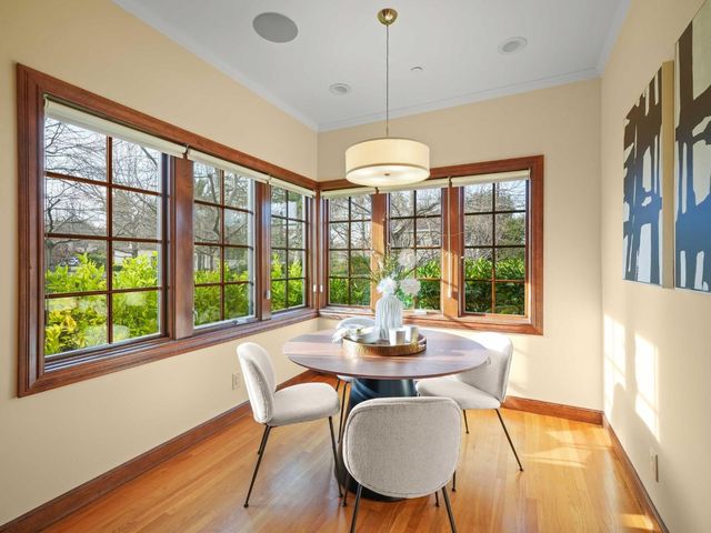 195 Warren Road, San Mateo, CA 94401