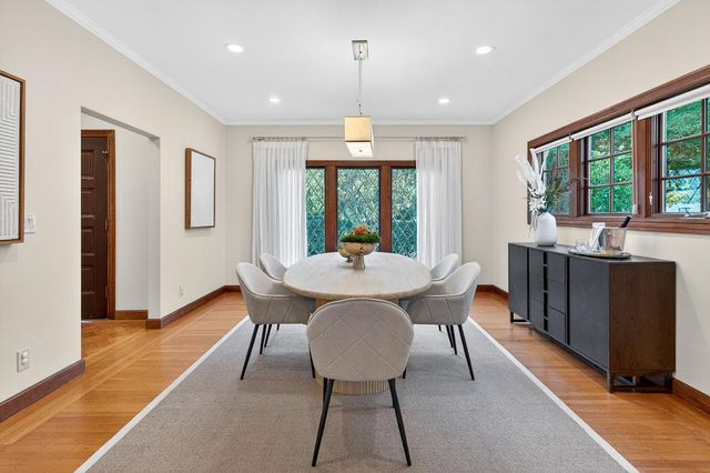 195 Warren Road, San Mateo, CA 94401