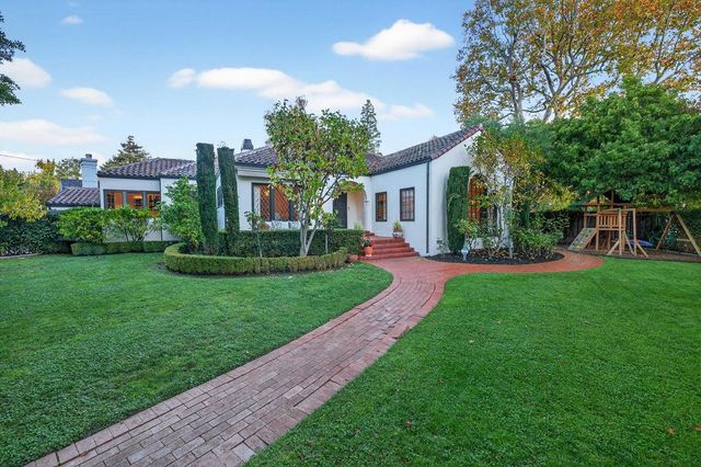 195 Warren Road, San Mateo, CA 94401