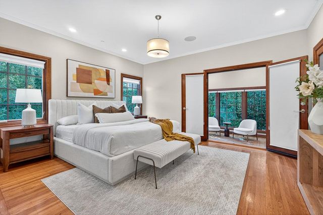 195 Warren Road, San Mateo, CA 94401