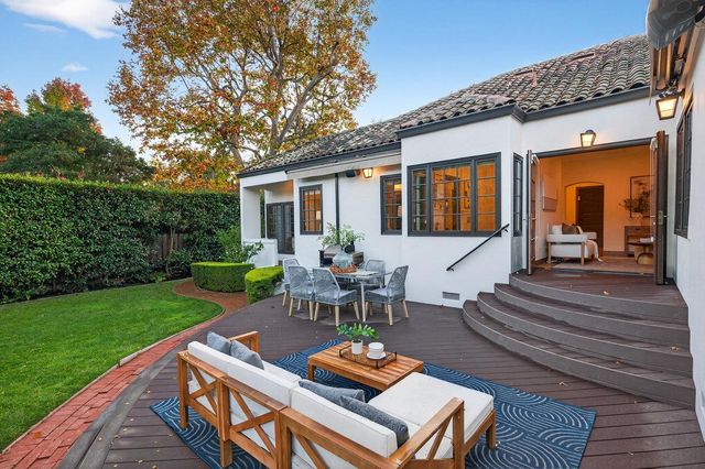 195 Warren Road, San Mateo, CA 94401