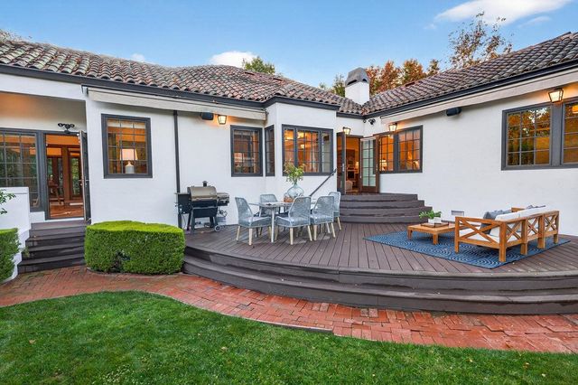 195 Warren Road, San Mateo, CA 94401