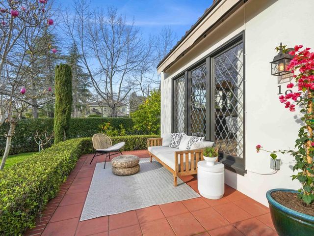 195 Warren Road, San Mateo, CA 94401