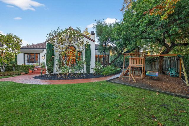 195 Warren Road, San Mateo, CA 94401