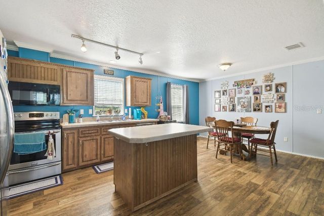 11209 JIM JORDAN ROAD, Dade City, FL 33525