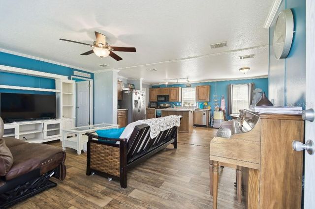 11209 JIM JORDAN ROAD, Dade City, FL 33525