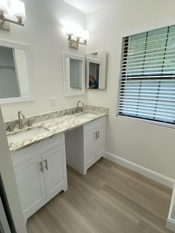 17389 63rd Road N, Loxahatchee, FL 33470