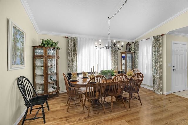 1745 17th Avenue SW, Vero Beach, FL 32962