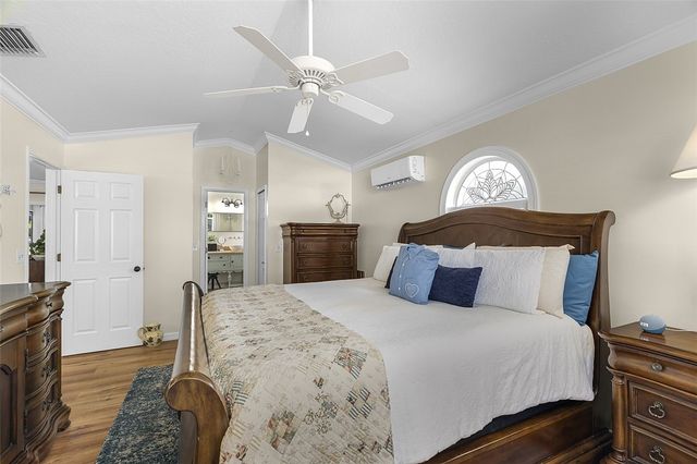 1745 17th Avenue SW, Vero Beach, FL 32962