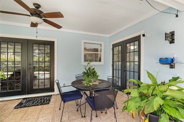 1745 17th Avenue SW, Vero Beach, FL 32962