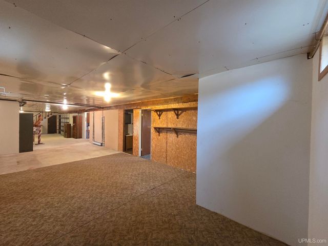 200 Station Road, Gwinn, MI 49841