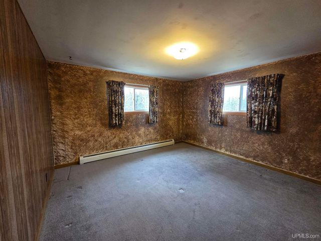 200 Station Road, Gwinn, MI 49841