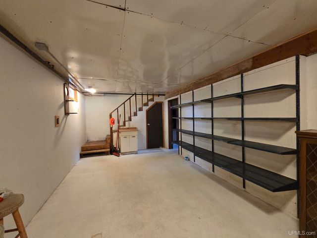 200 Station Road, Gwinn, MI 49841