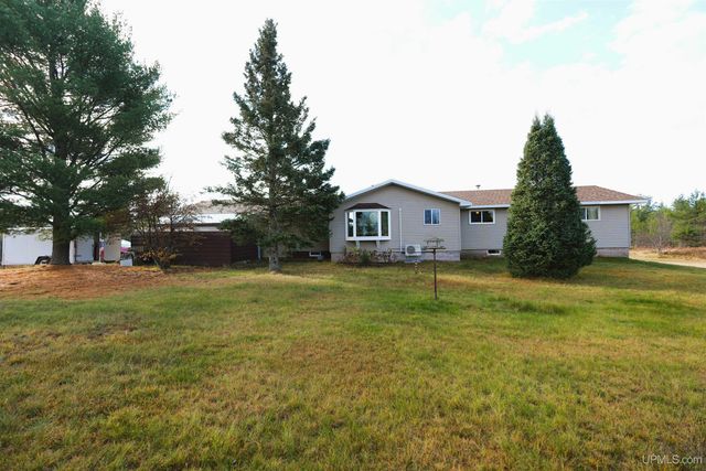 200 Station Road, Gwinn, MI 49841