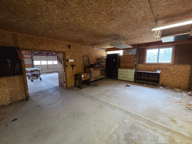 200 Station Road, Gwinn, MI 49841