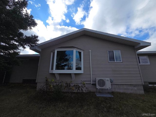 200 Station Road, Gwinn, MI 49841