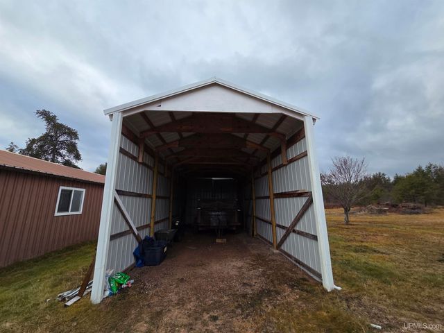 200 Station Road, Gwinn, MI 49841