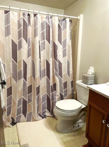 105 Wildwood Drive, Follansbee, WV 26037