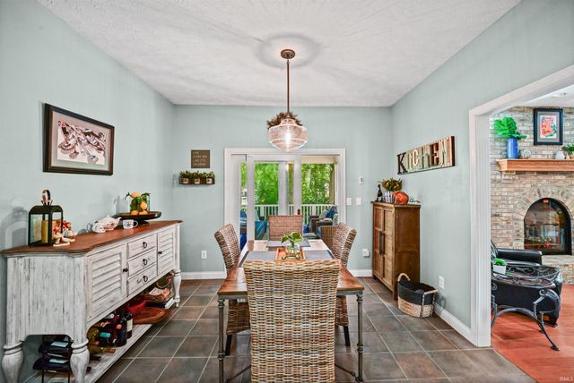 663 N Admirals Pointe Drive, Lafayette, IN 47909