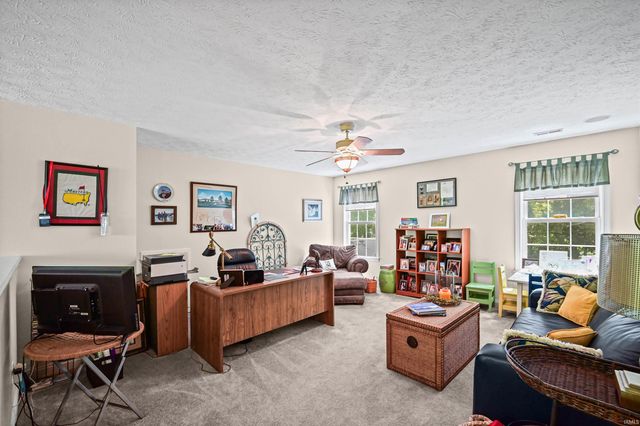 663 N Admirals Pointe Drive, Lafayette, IN 47909