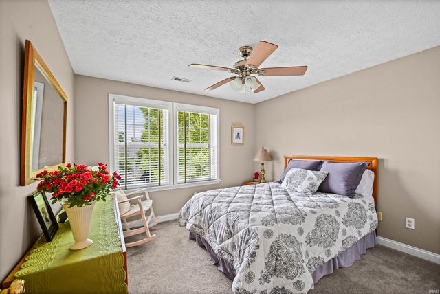663 N Admirals Pointe Drive, Lafayette, IN 47909