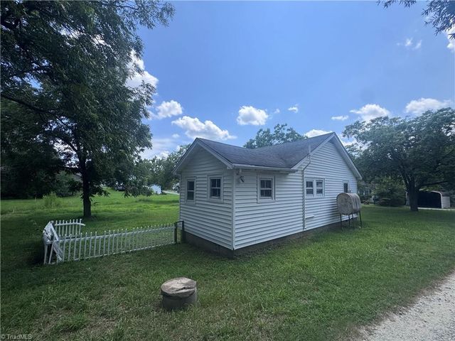 3725 Spring Street, Archdale, NC 27263