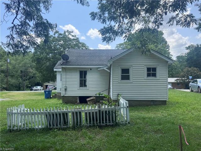3725 Spring Street, Archdale, NC 27263