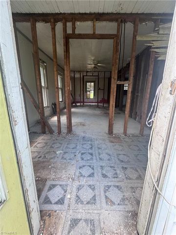 3725 Spring Street, Archdale, NC 27263