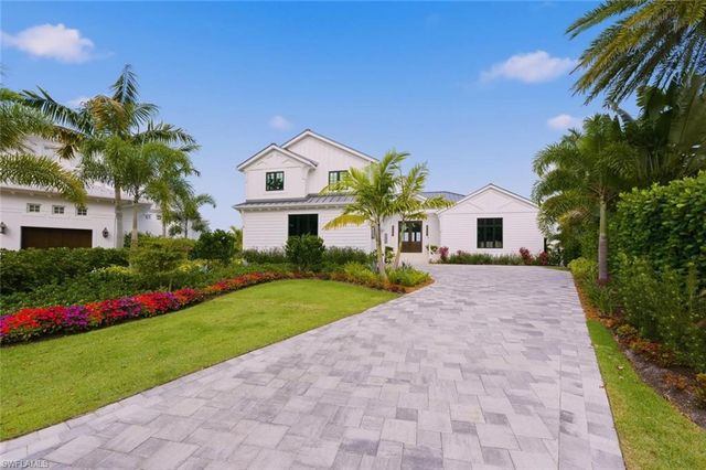 200 Bahia PT, Naples, FL 34103