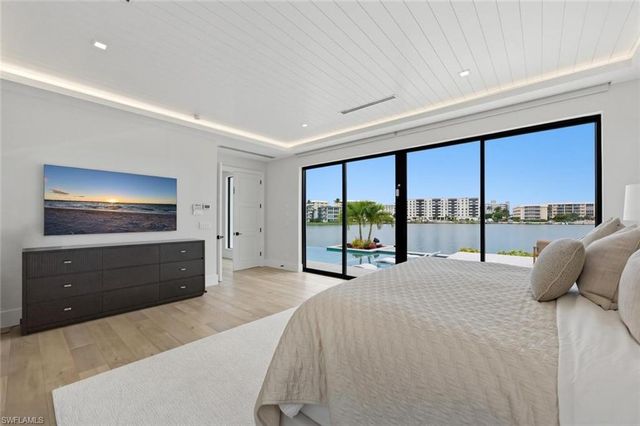 200 Bahia PT, Naples, FL 34103