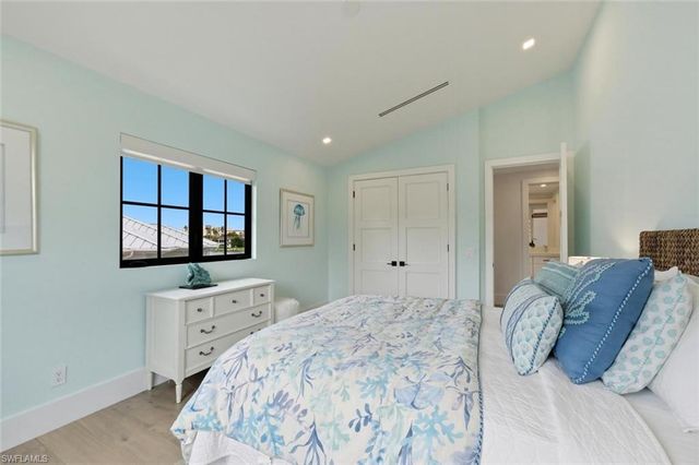 200 Bahia PT, Naples, FL 34103