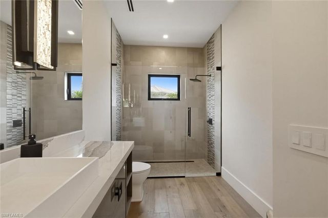 200 Bahia PT, Naples, FL 34103