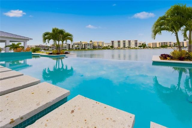 200 Bahia PT, Naples, FL 34103