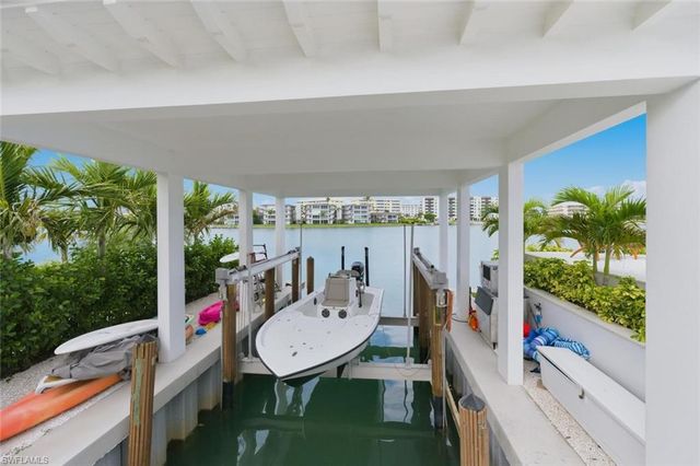 200 Bahia PT, Naples, FL 34103