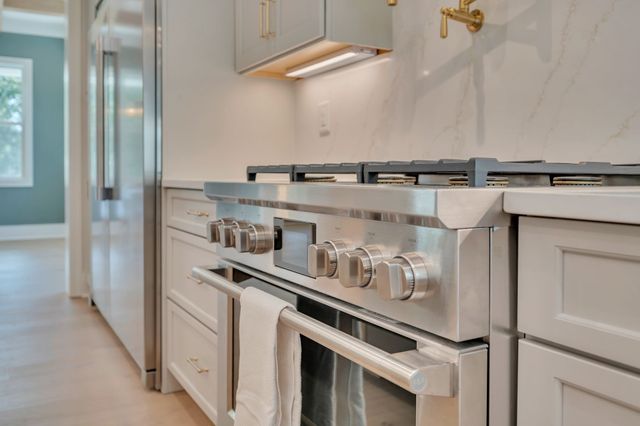 5441 Wakefield Dr, Nashville, TN 37220