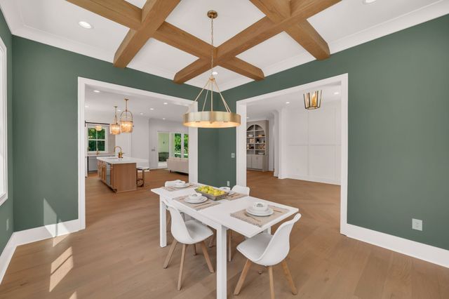 5441 Wakefield Dr, Nashville, TN 37220