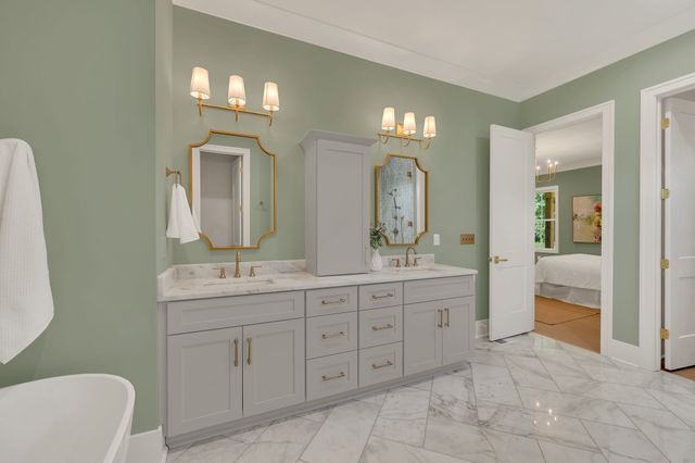 5441 Wakefield Dr, Nashville, TN 37220